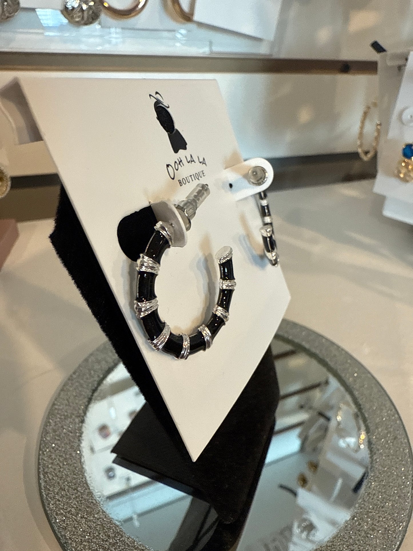 Caracol Blk/sil Hoop