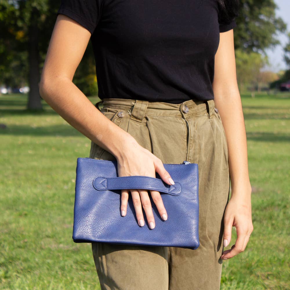 Nancy Clutch
