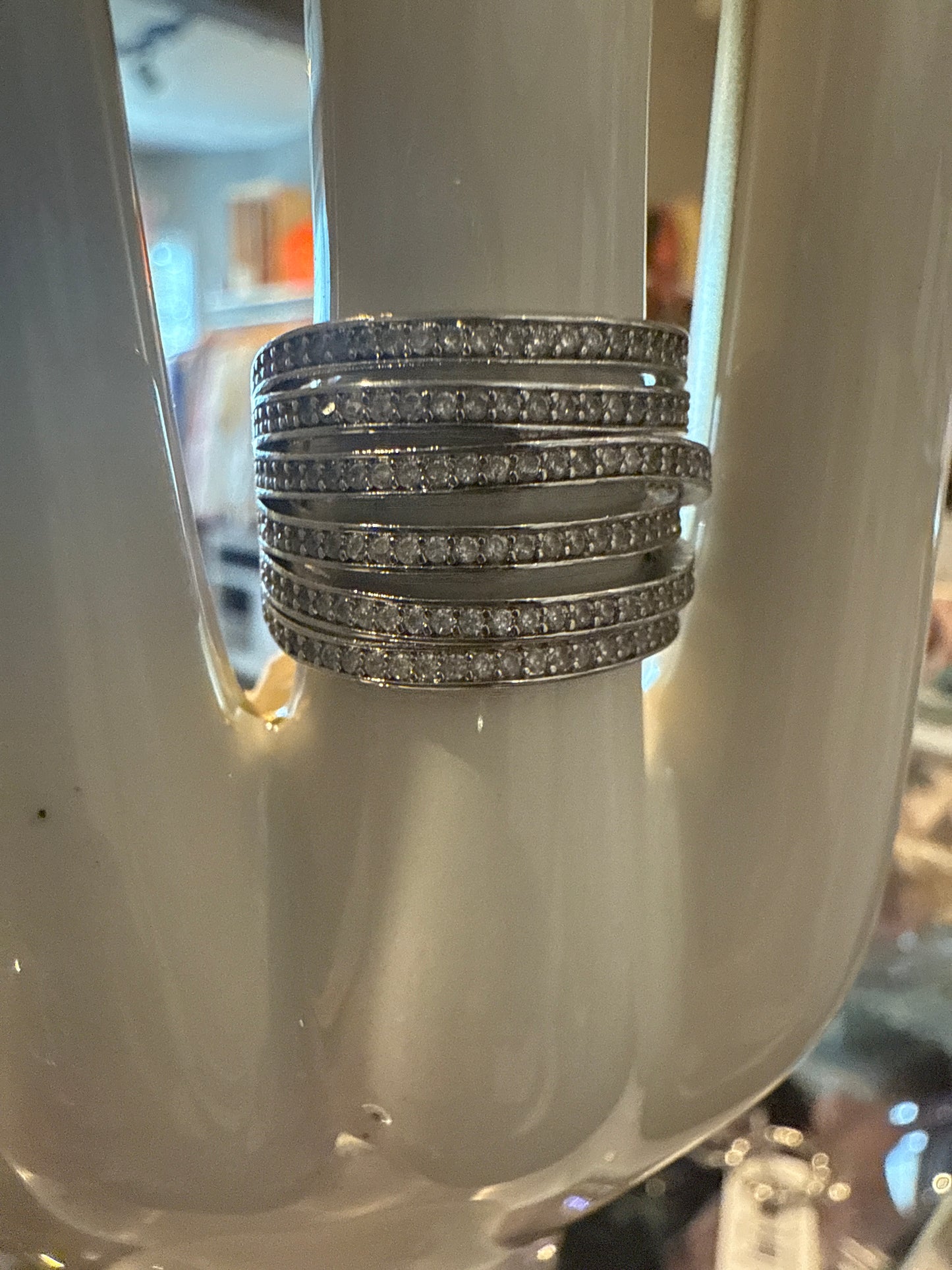 18K WGP 6rw Swar 7