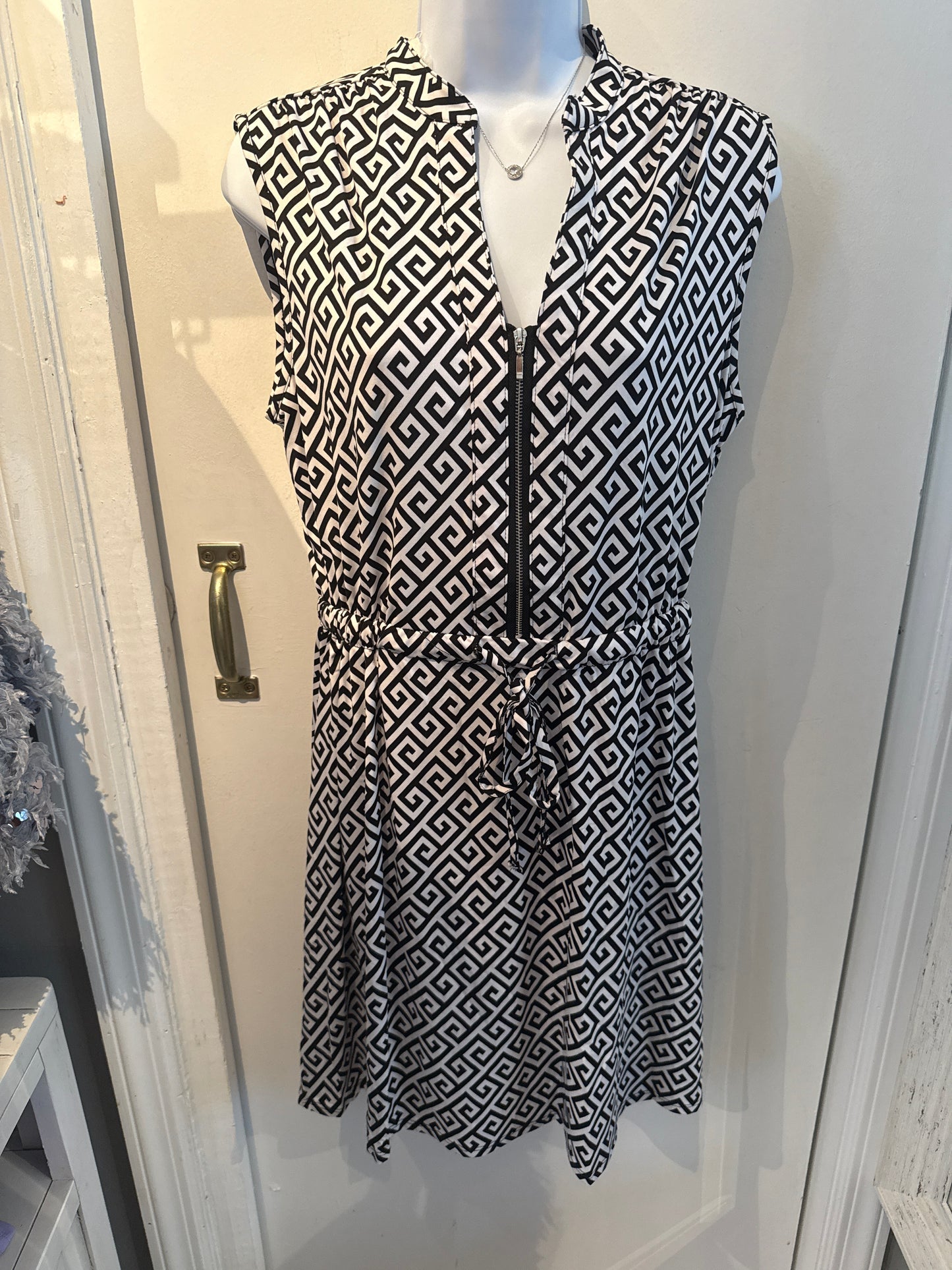Sleeveless 1/2 Zip Dress