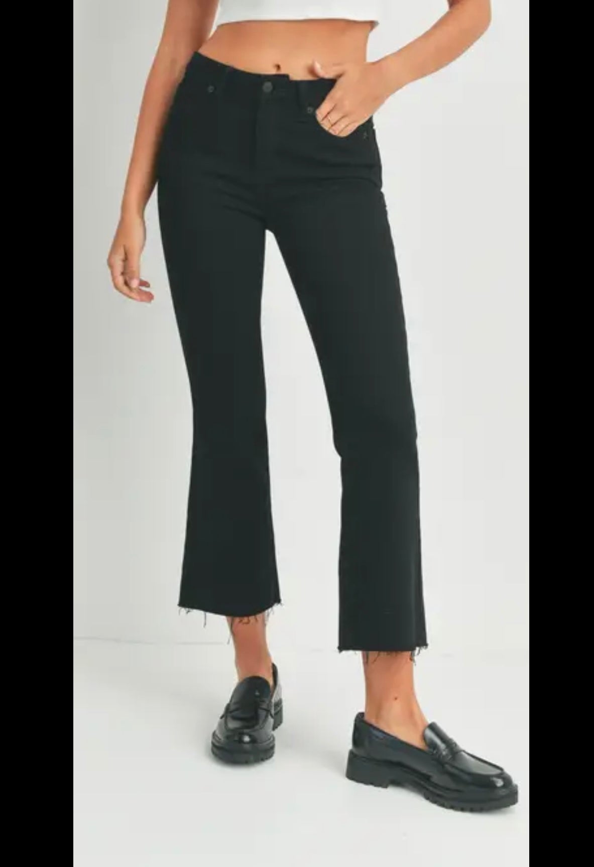 Blk Crop Flare O