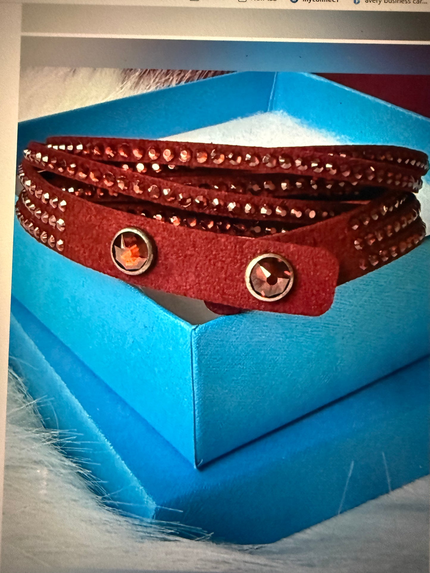 Wrap-Star Bracelet, Red Color-8004B
