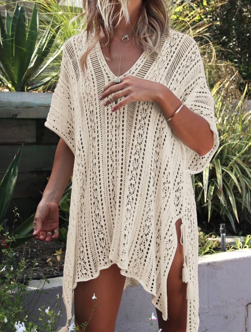 Sided-Tassel Detailed Crochet Tunic