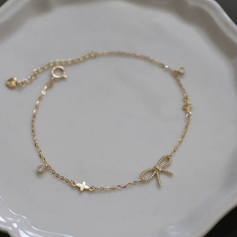 Bow Tie Four Clover Leaf Bracelet in 925 Sterling Silver