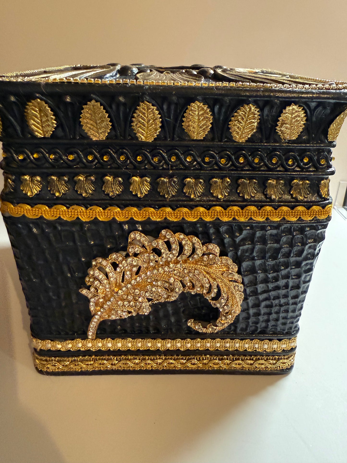 Tissue Box
