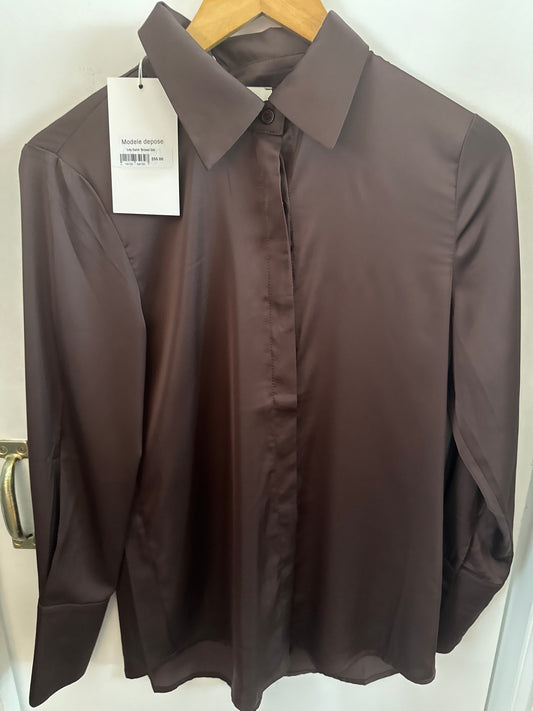 Léa Satin Brown