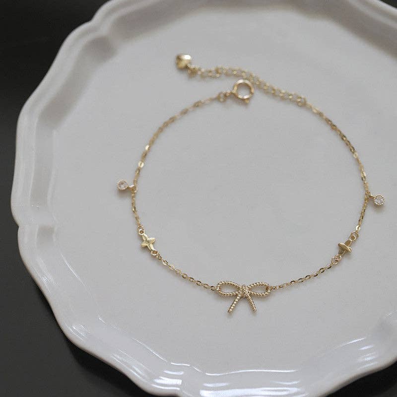 Bow Tie Four Clover Leaf Bracelet in 925 Sterling Silver