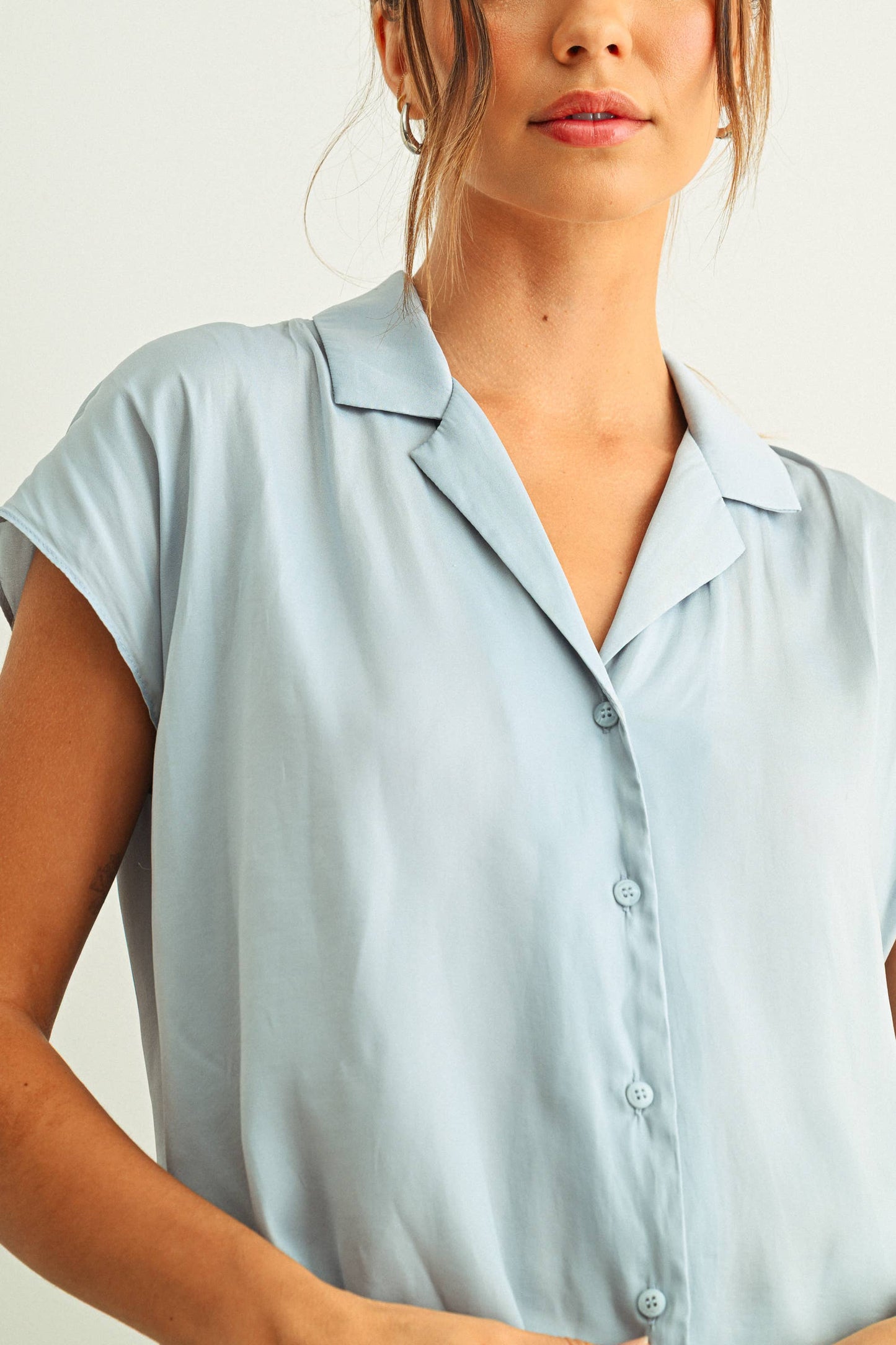 BUTTON DOWN CAP SLEEVE SHIRTS