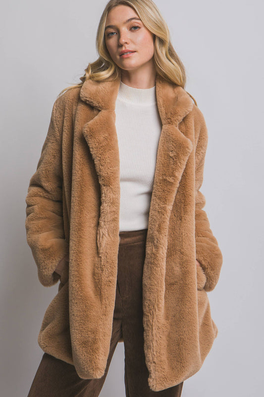 Long Sleeve Faux Fur Coat w/ Pockets