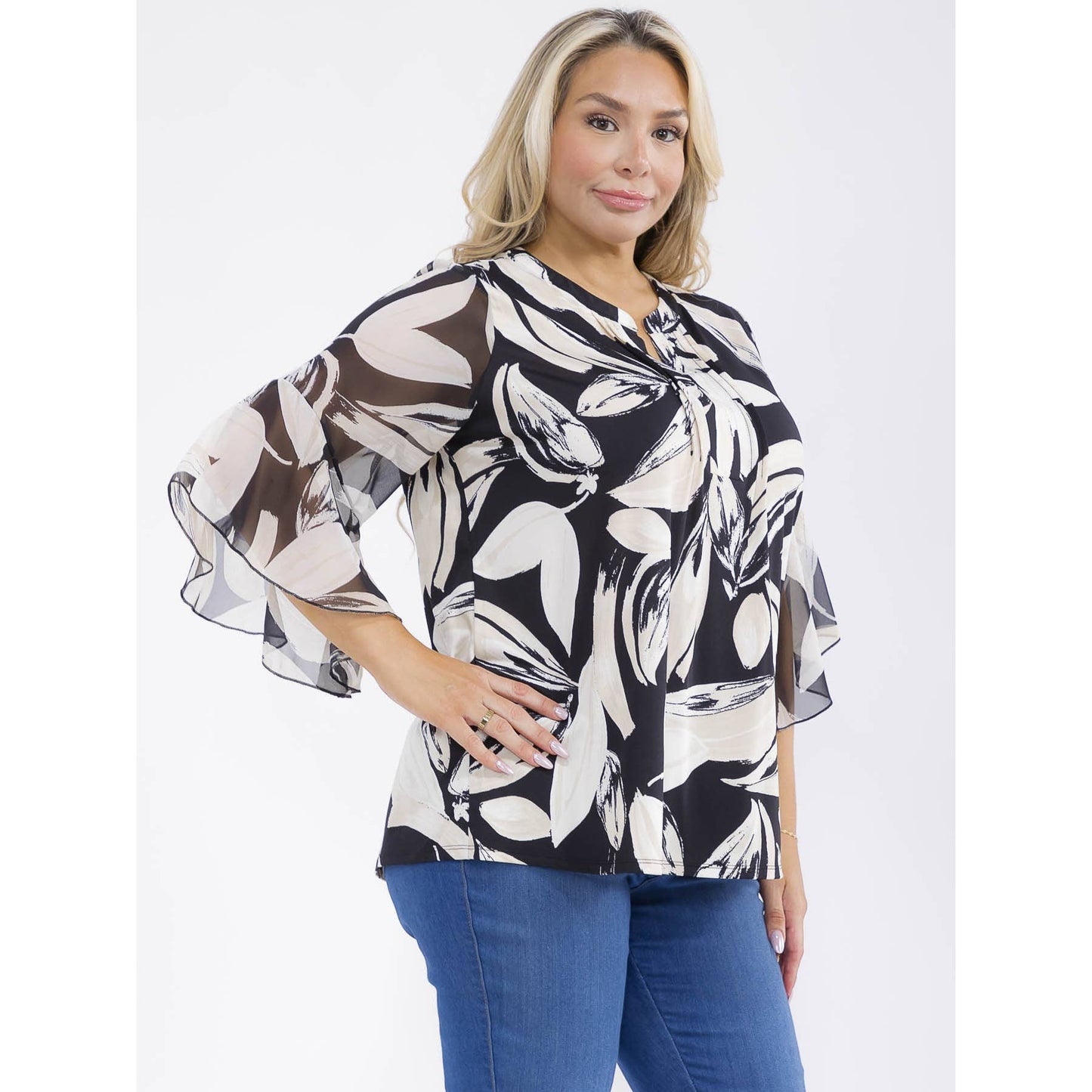 PLUS FLORAL PINTUCK BELL SLEEVE BLOUSE