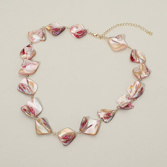 Sculpted Organic Shaped Shell Link Necklace
