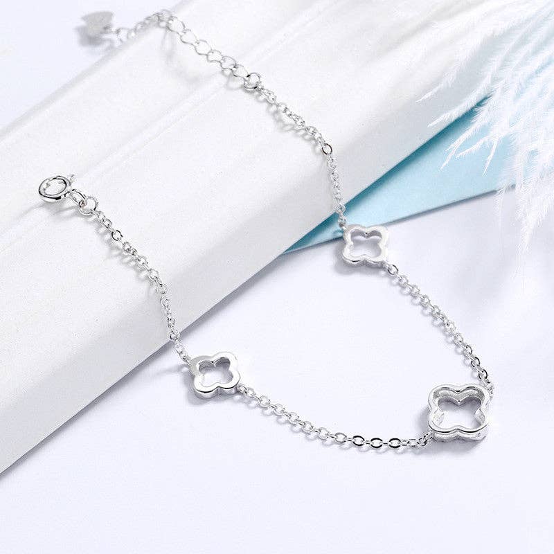 Triple Four Leaf Clover Bracelet in 925 Sterling Silver