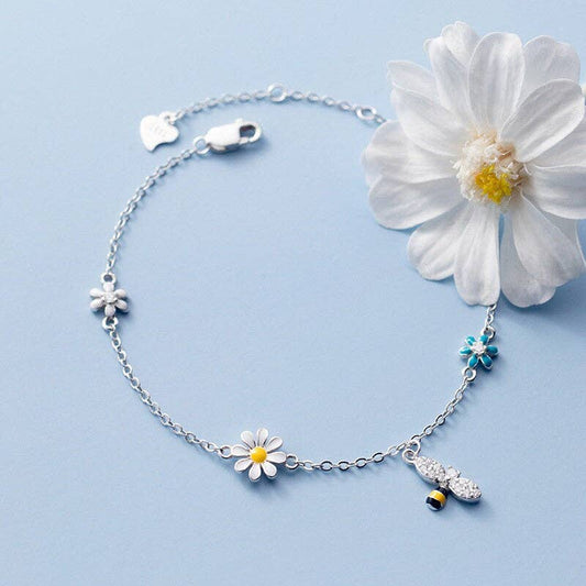 Dainty Daisy Bee Friendship Bracelet in 925 Sterling Silver