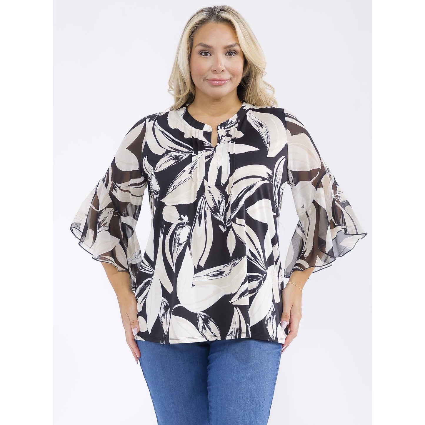PLUS FLORAL PINTUCK BELL SLEEVE BLOUSE